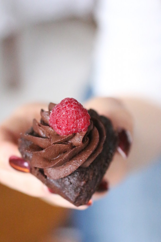 healthy-gluten-free-chocolate-muffins5