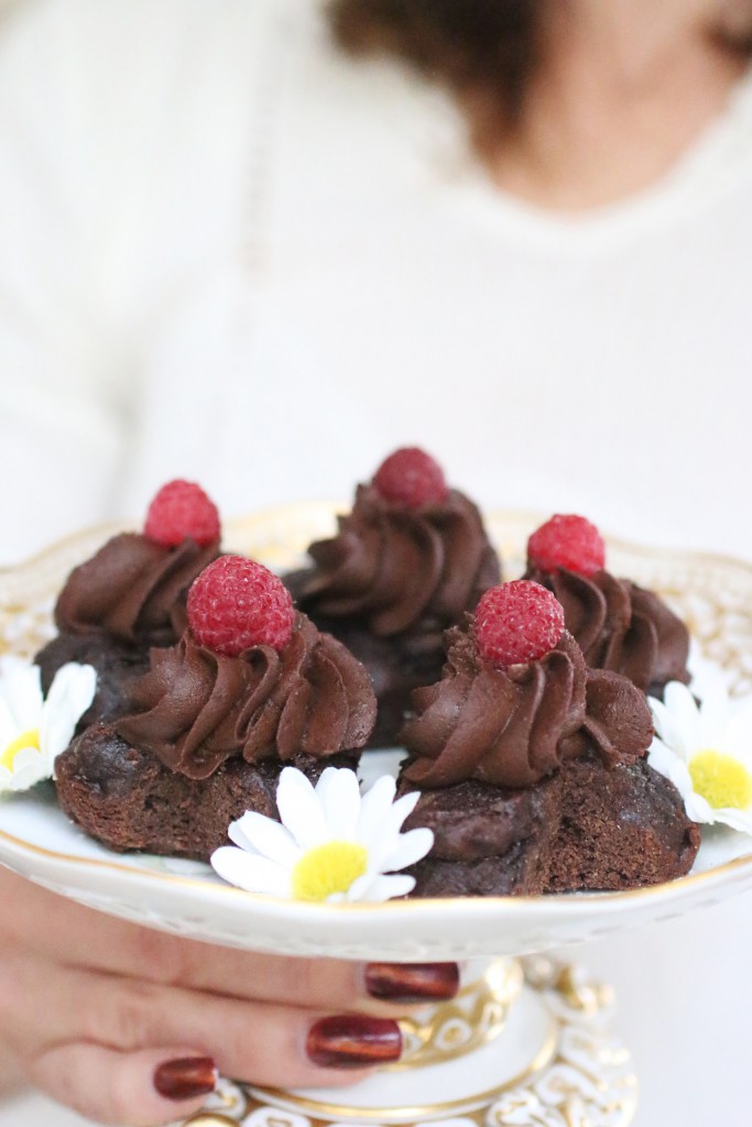 healthy-gluten-free-chocolate-muffins6